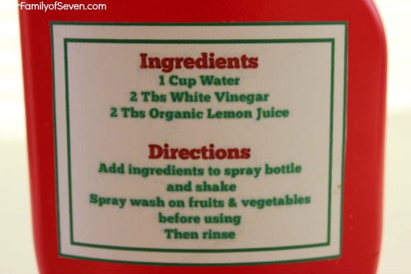 Organic Fruit and Vegetable Wash and Spray- Super simple to make at home with just 2 ingredients. Plus you can print a FREE front & back label.