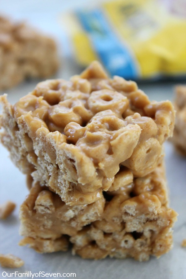 Peanut Butter Cheerio Bars- Just three simple ingredients wit no baking involved. Perfect for  school lunches or snacks.