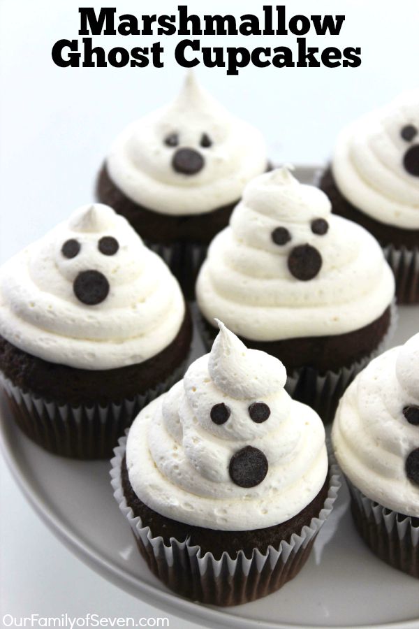 Marshmallow Ghost Cupcakes -will make for a super fun and super simple Halloween Dessert or treat. 