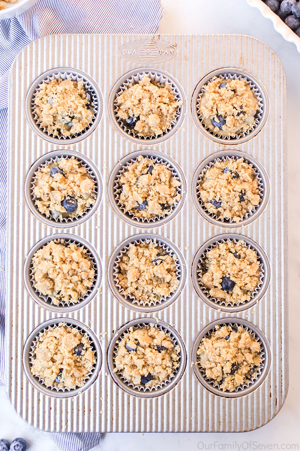 Streusel topped muffins